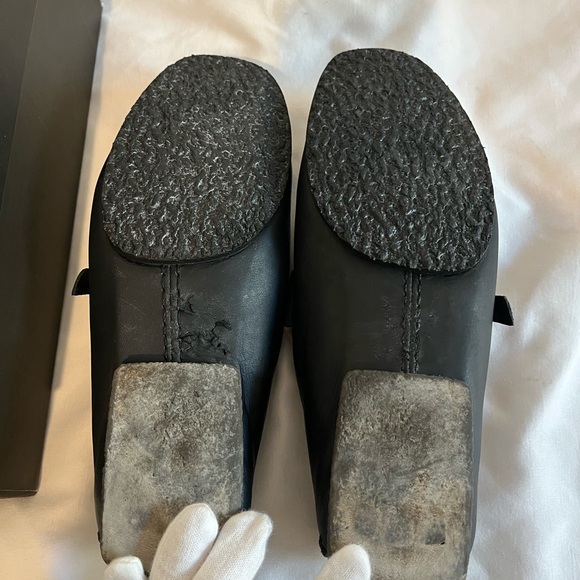Gucci Black Leather Driving Loafers Women’s main image 7